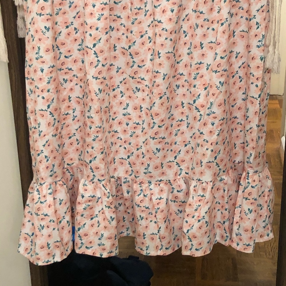 Sundress - Picture 3 of 5